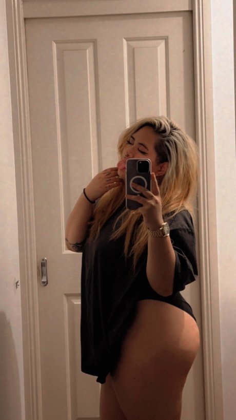 LuvvDynasty pornstar sex pictures