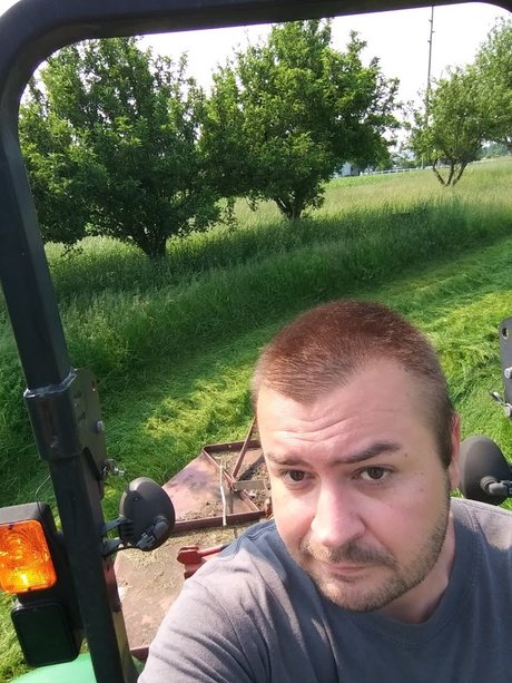 REAL Friends_ high quality actress pic