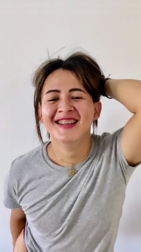 Ale Flowers pornstar nudes images