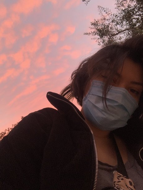 Pacilov model xxx image