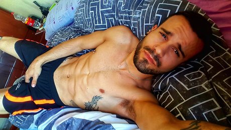 OskiitarWeed model naked gallery