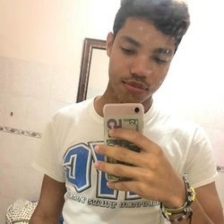 Oscarlin Duran model nice image