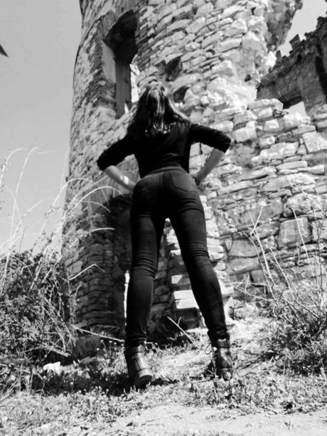 Mistress Orlanda star nude archive