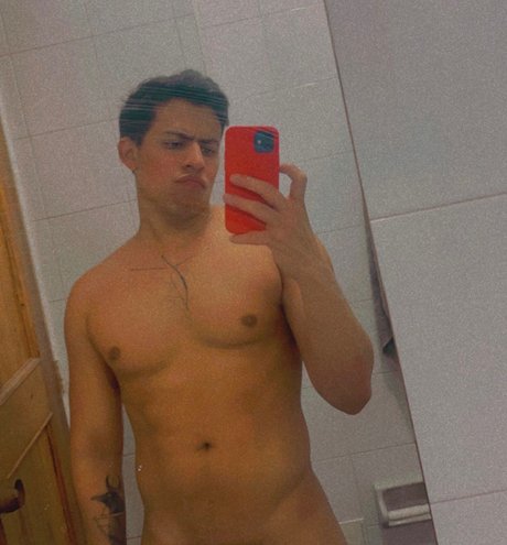 Alejo Acosta star pornographic image