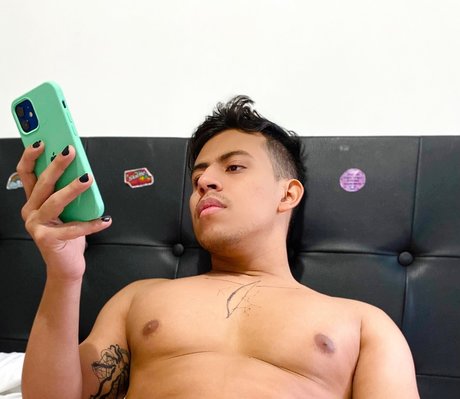 Alejo Acosta naked pornstar picture