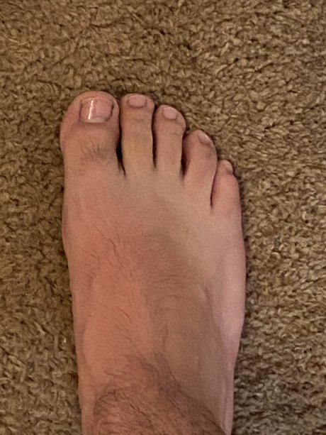 Ora s Gamer Feet perfect model photo