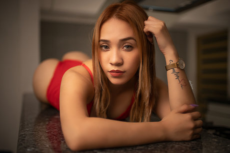 Sarahiptp nice model image