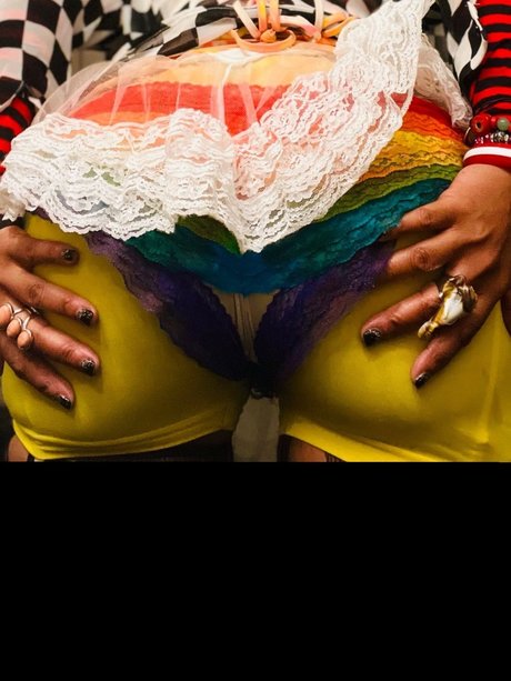 Patchez Clownz hot pornstar image