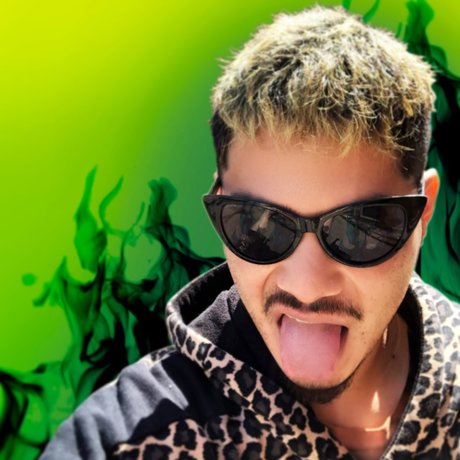 Papi Maxi sex model pic