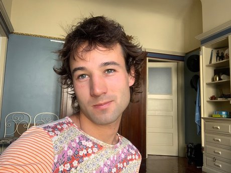 Papillon perfect pornstar pic