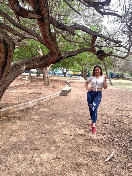 Paola P rez pornstar naked photo