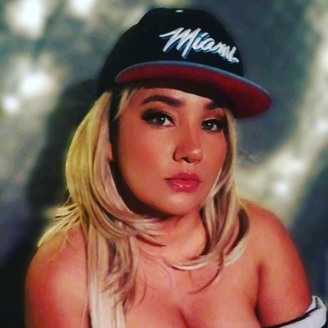 Paola Hernandez best star pictures