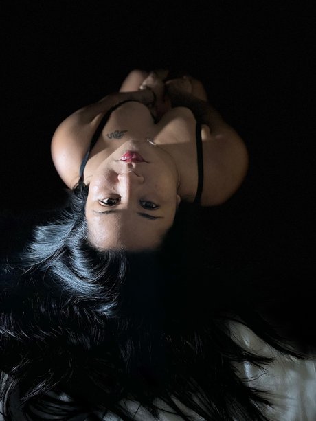 Aleja only star exclusive images