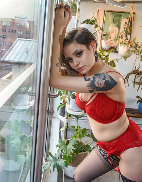 Pepper Jay model nude gallery