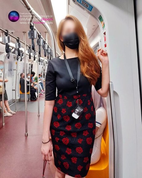 POOLBEARZ model free pics