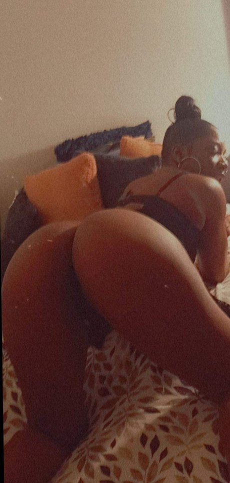 PayherFast nudes actress gallery