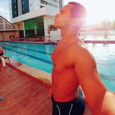 Paulo Ricardo Coutinho model nice img