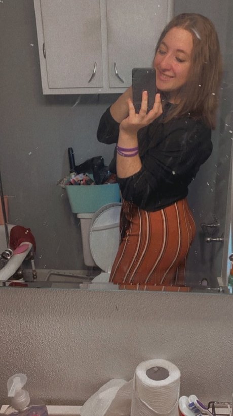 Daddysgirl90 sex actress pics