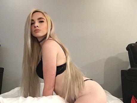 Phenobarbiedoll_ star nude image