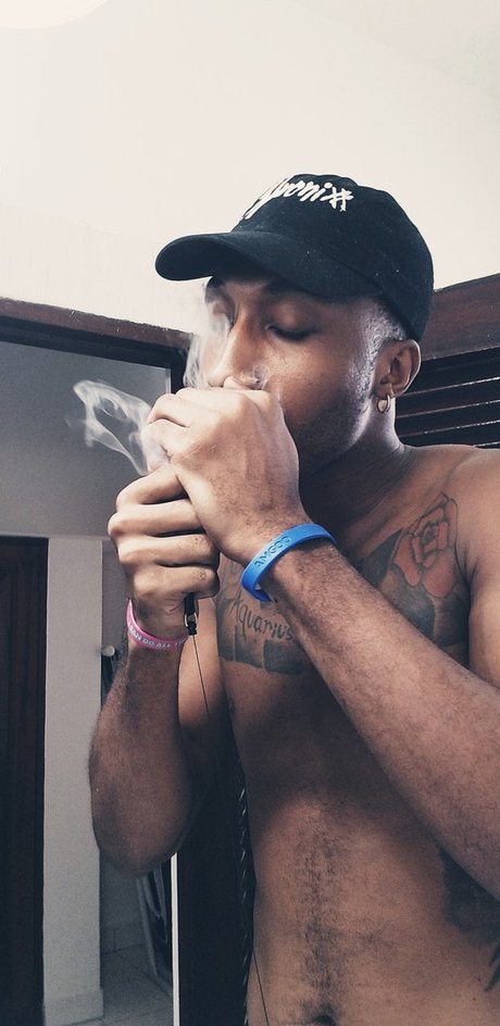 Azriel PLAY sexy star gallery