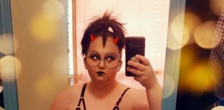 daddys__babygirl98 model free photos