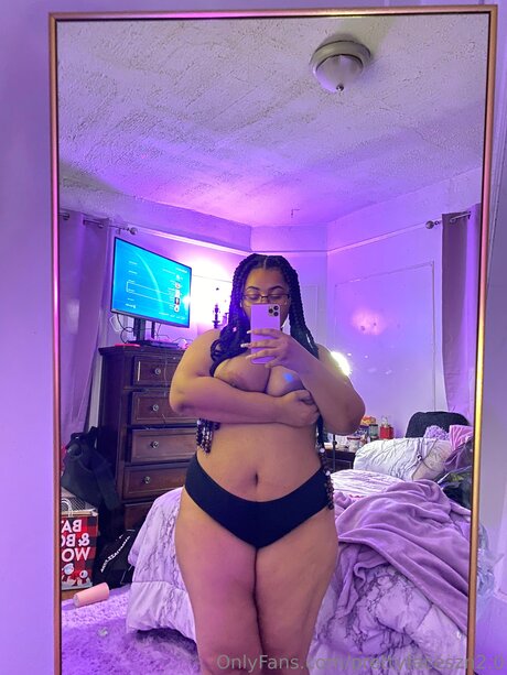 PrettyFaceSzn Naomi Nash star perfect gallery