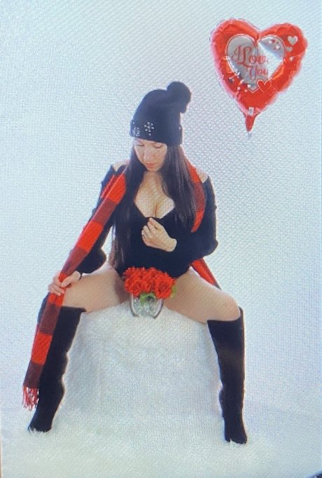 Julie Jewels exclusive star pic