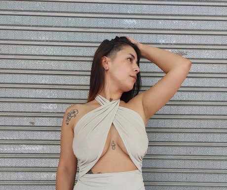 Chini nice actress image