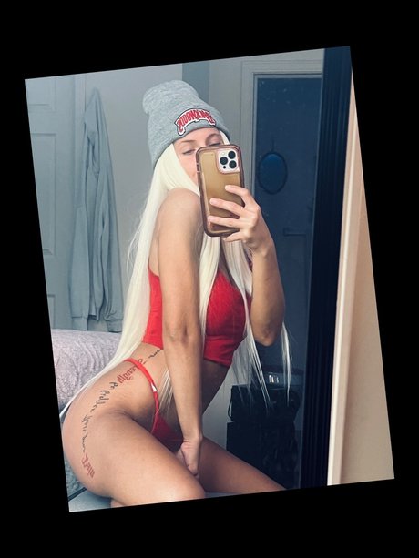 Prada THE THROAT_ art star archive