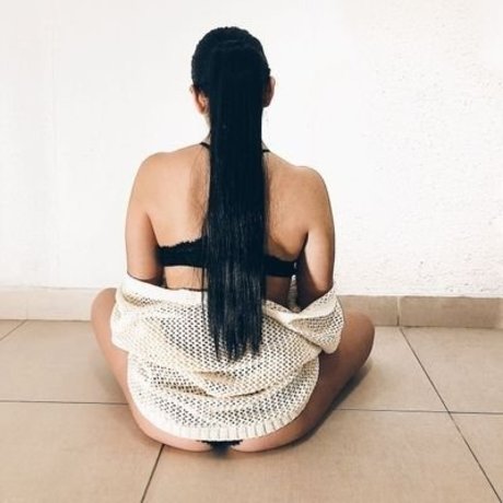 blonde shemale onlyfans free pictures