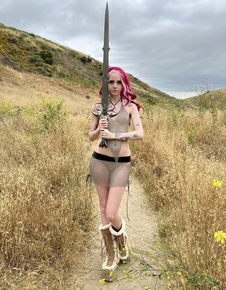 Kirsten Kaye star high quality pictures