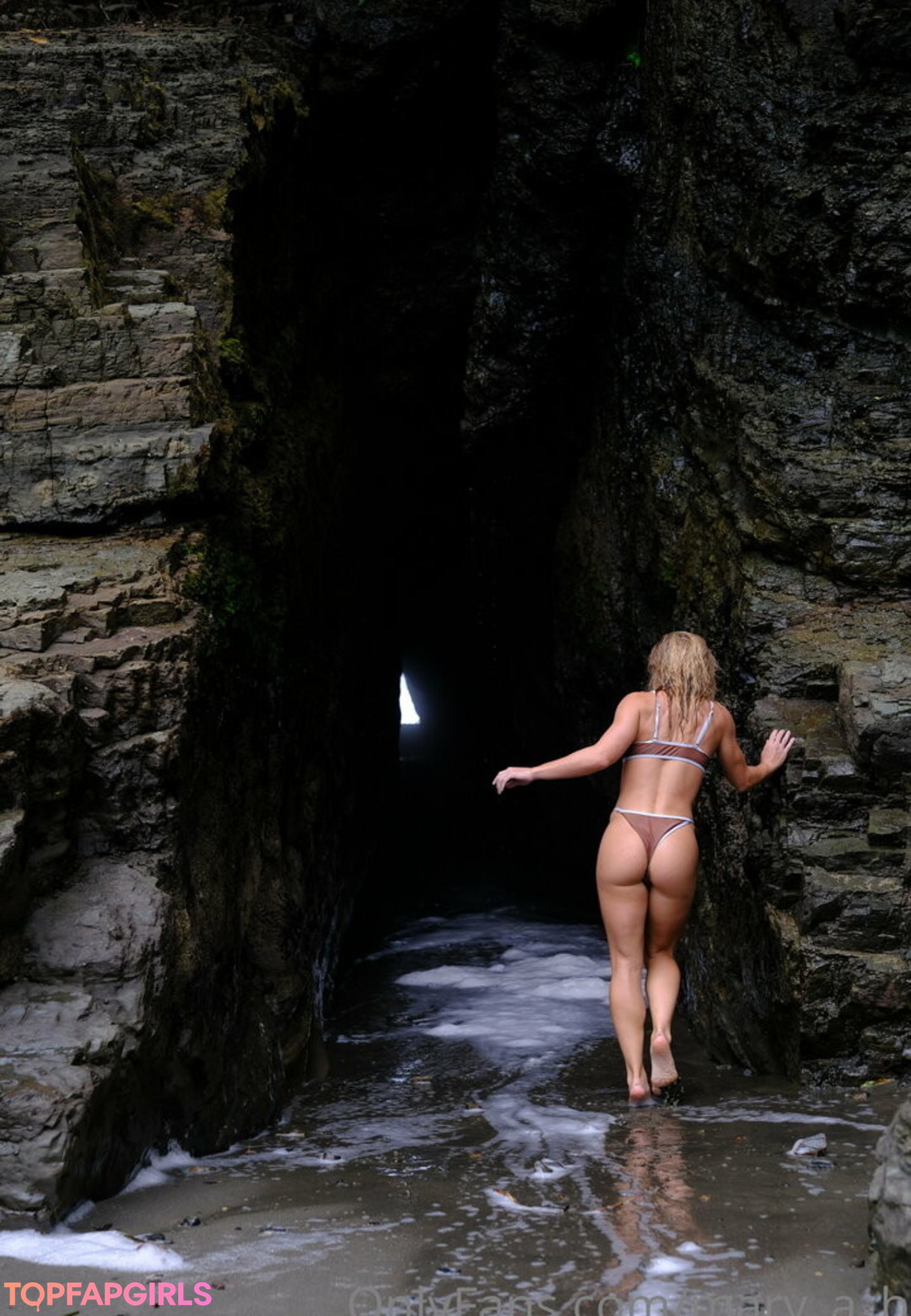 young onlyfans hot sex img