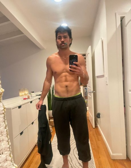 toddysmith hot star photos