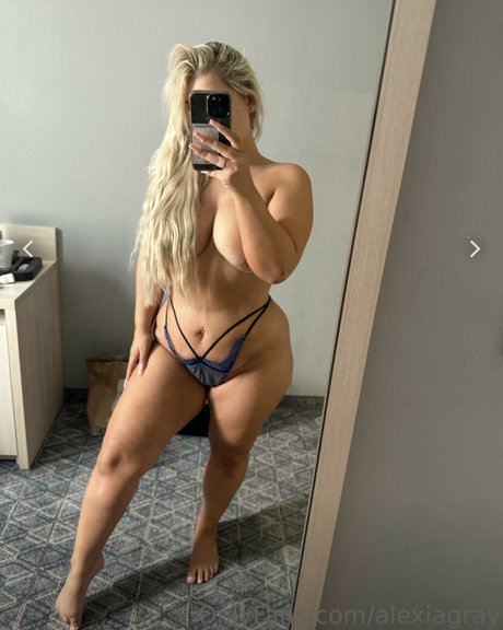 Alexia Gray sex pornstar pics