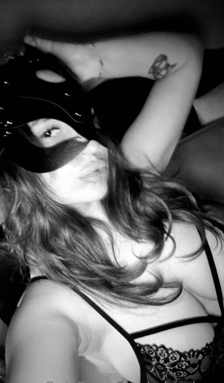 mia vixen perfect model archive