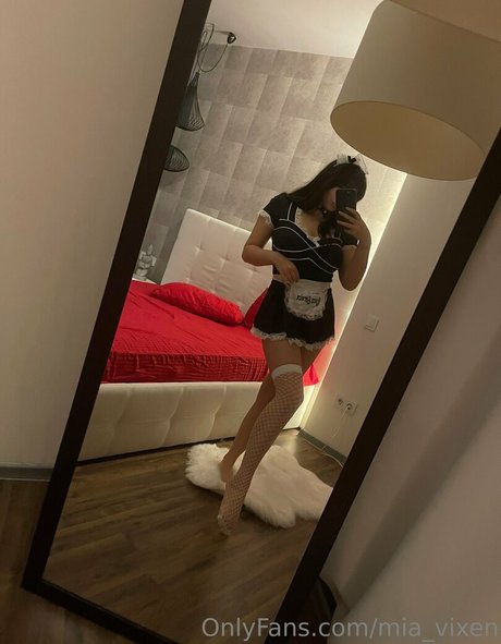 mia vixen star pretty images