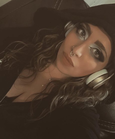 strapon onlyfans beautiful xxx photos