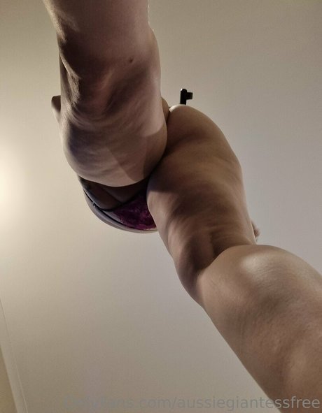 aussiegiantessfree exclusive pornstar pic