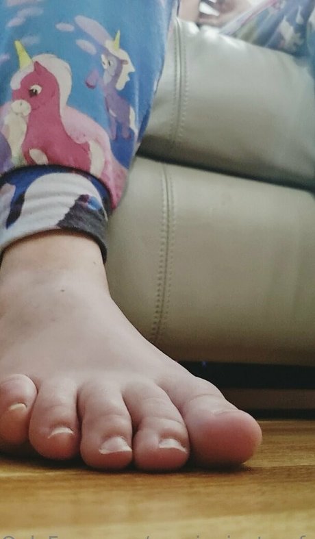 aussiegiantessfree pornstar picture