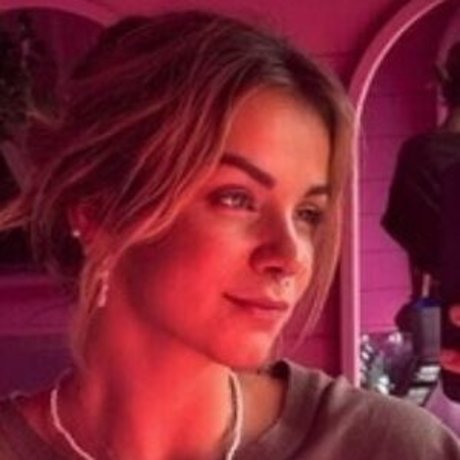 Lea Flavy star sexy pics