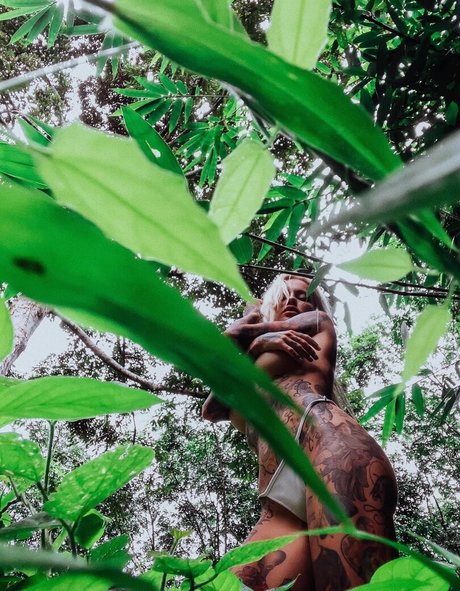 asian influencer onlyfans free sex photo