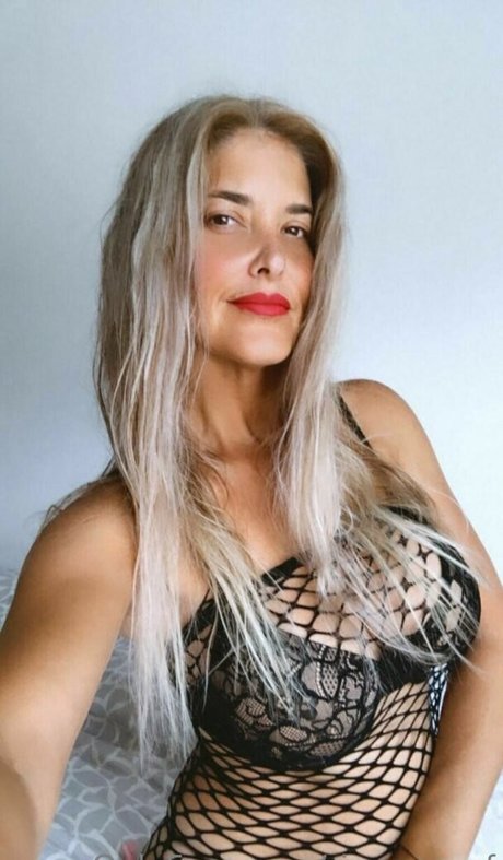 riquenesof pornstar exclusive galleries