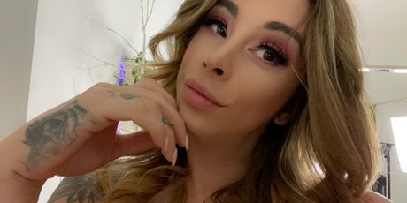 CaseyKissesXoXo star best image