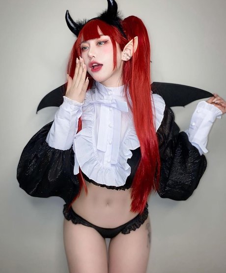 curvy nude onlyfans adult pic