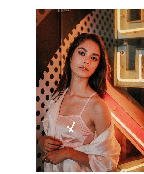 Melodi Flack sexy pornstar pic