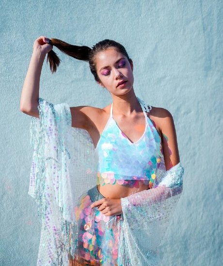 Melodi Flack star top archive