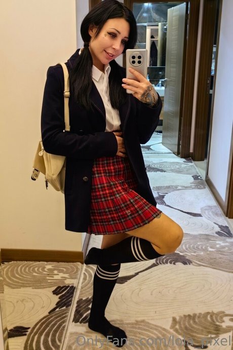 lola pixel star sexy galleries