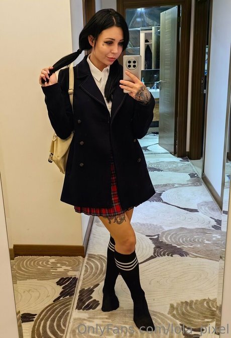 lola pixel top actress photos