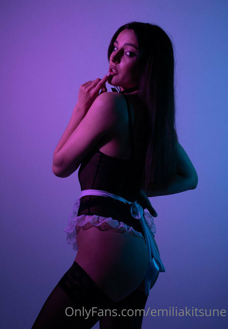 onlyemiliaa hd star gallery