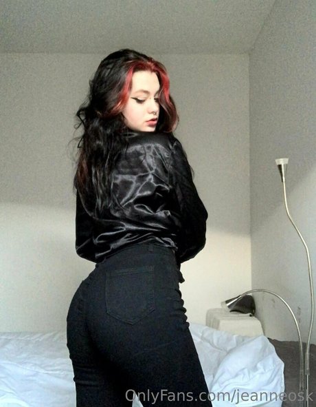 jeanneosk pornstar sexy img